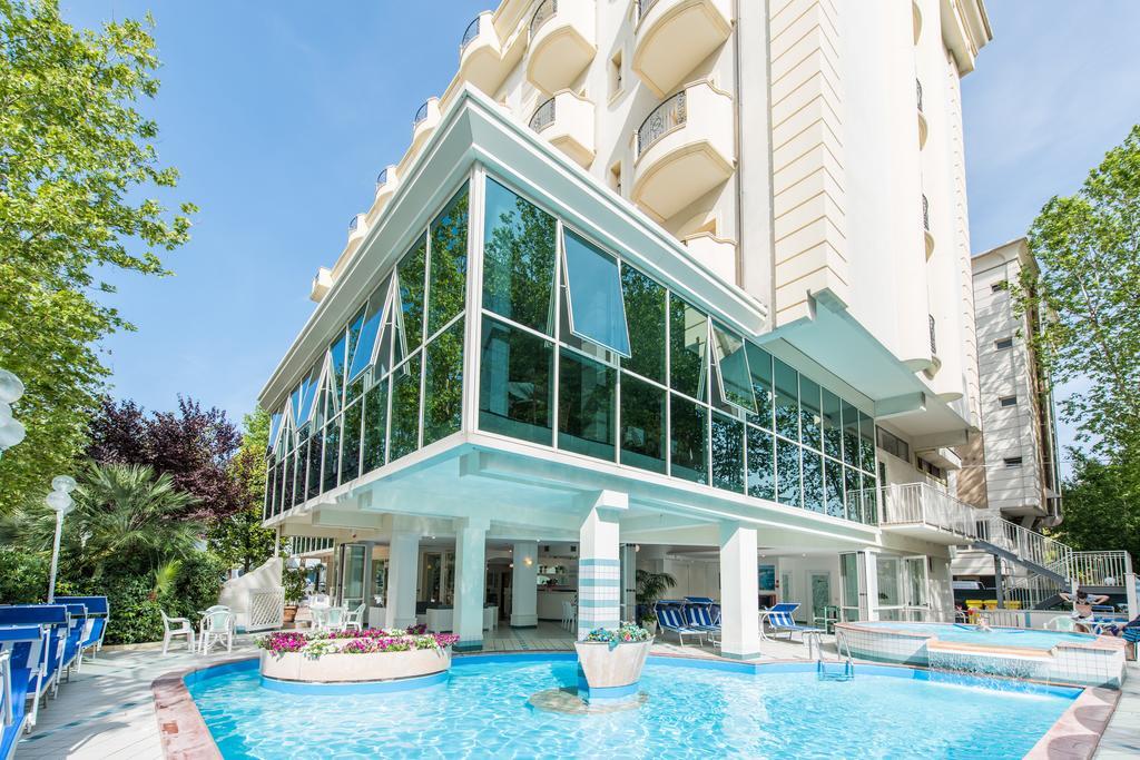 Hotel Michelangelo Cesenatico Esterno foto